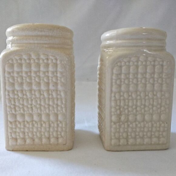 Vintage Japan Stovetop Salt Pepper Shakers Ceramic Handpainted Floral Large - Picture 7 of 16